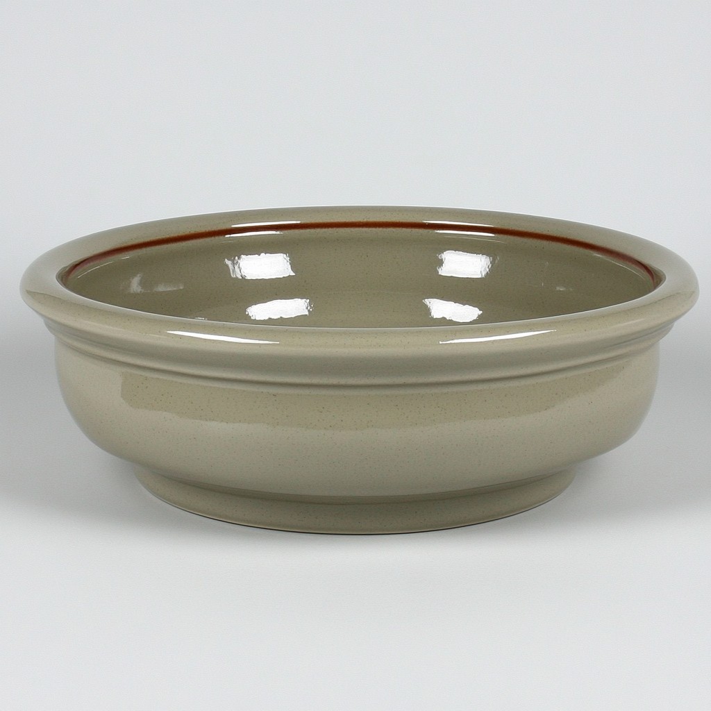 Porcelain, Serveware, Pottery, Dishware, Stoneware, Creative arts, Ceramic, Mixing bowl, Crock, Bowl