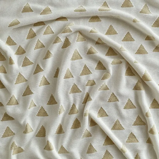 Textile, Triangle, Linens, Pattern, Natural material, Motif