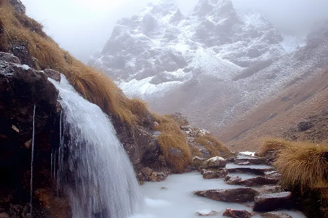 Mountainous landforms, Nature, Mountain, Wilderness, Watercourse, Stream, Terrain, geological phenomenon, Winter, Waterfall, Valley, Hill station, Freezing, Mountain range, Geological formation, Snow, Mountain river, Fluvial landforms of streams, Ridge, Glacial landform