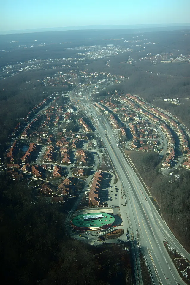 Road, Landscape, Bird's-eye view, Aerial photography, Street, Thoroughfare, Controlled-access highway, Urban design, Highway, Road junction, Intersection, Suburb, Overpass, Path